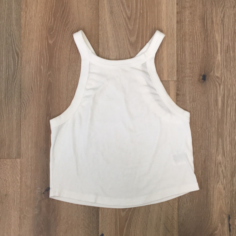 urban outfitters halter top 🤍